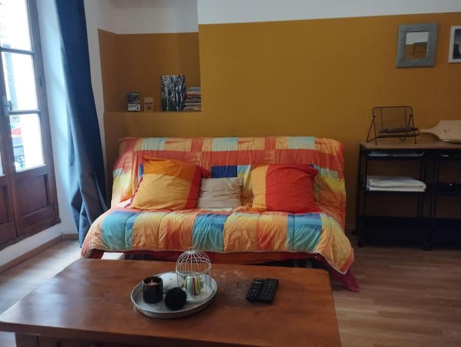 Appartement En Plein Centre. Carpentras Exterior foto